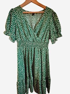 Green & White Polka Dot Floral Tiered Smocked-Waist Dress 0XL